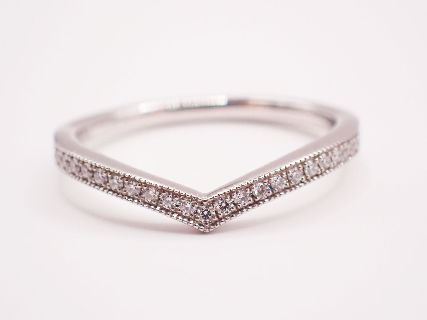 Diamonds v Ring