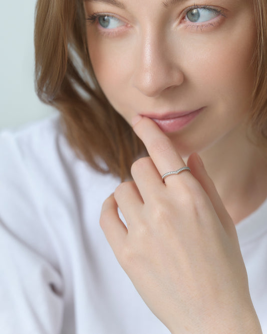 Diamonds v Ring